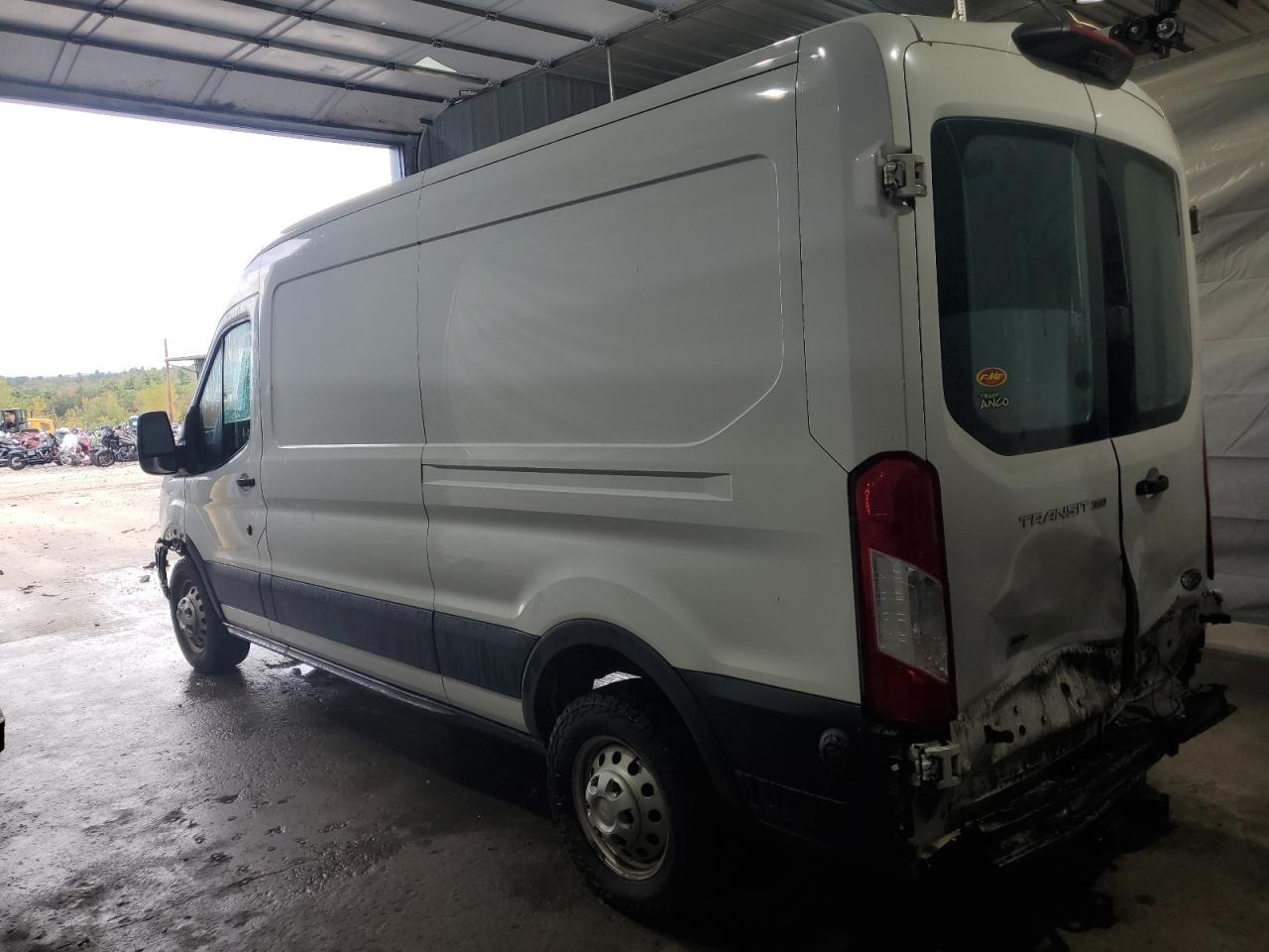 Ford Transit T-350 Image 4