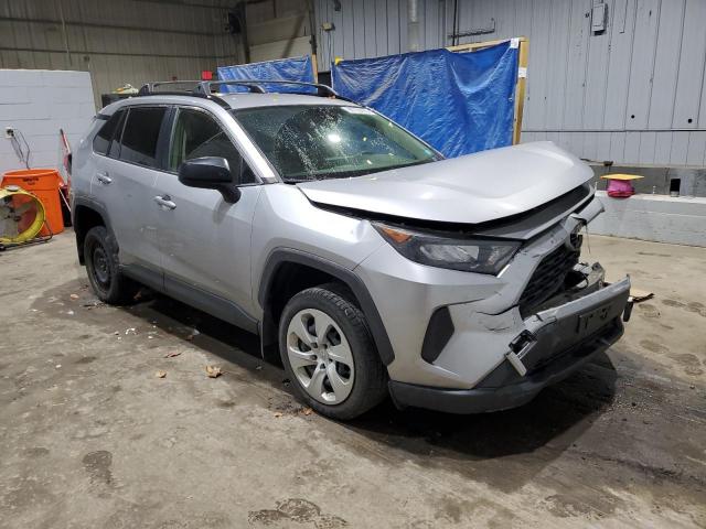 Toyota RAV4 Le Image 12