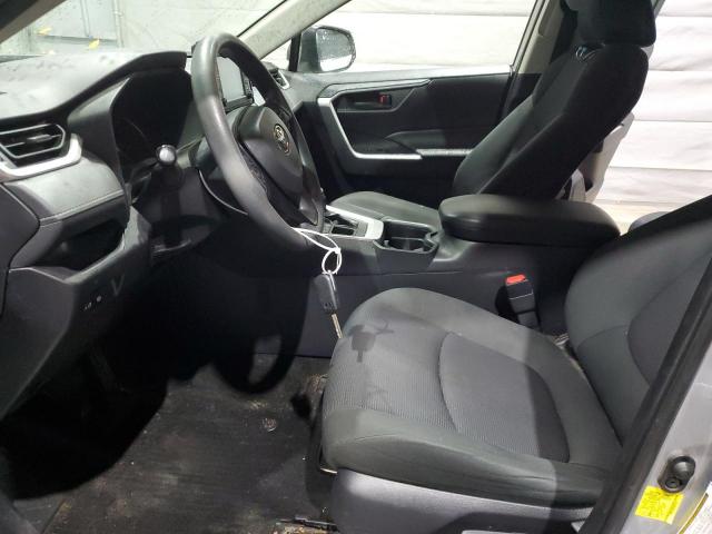 Toyota RAV4 Le Image 5