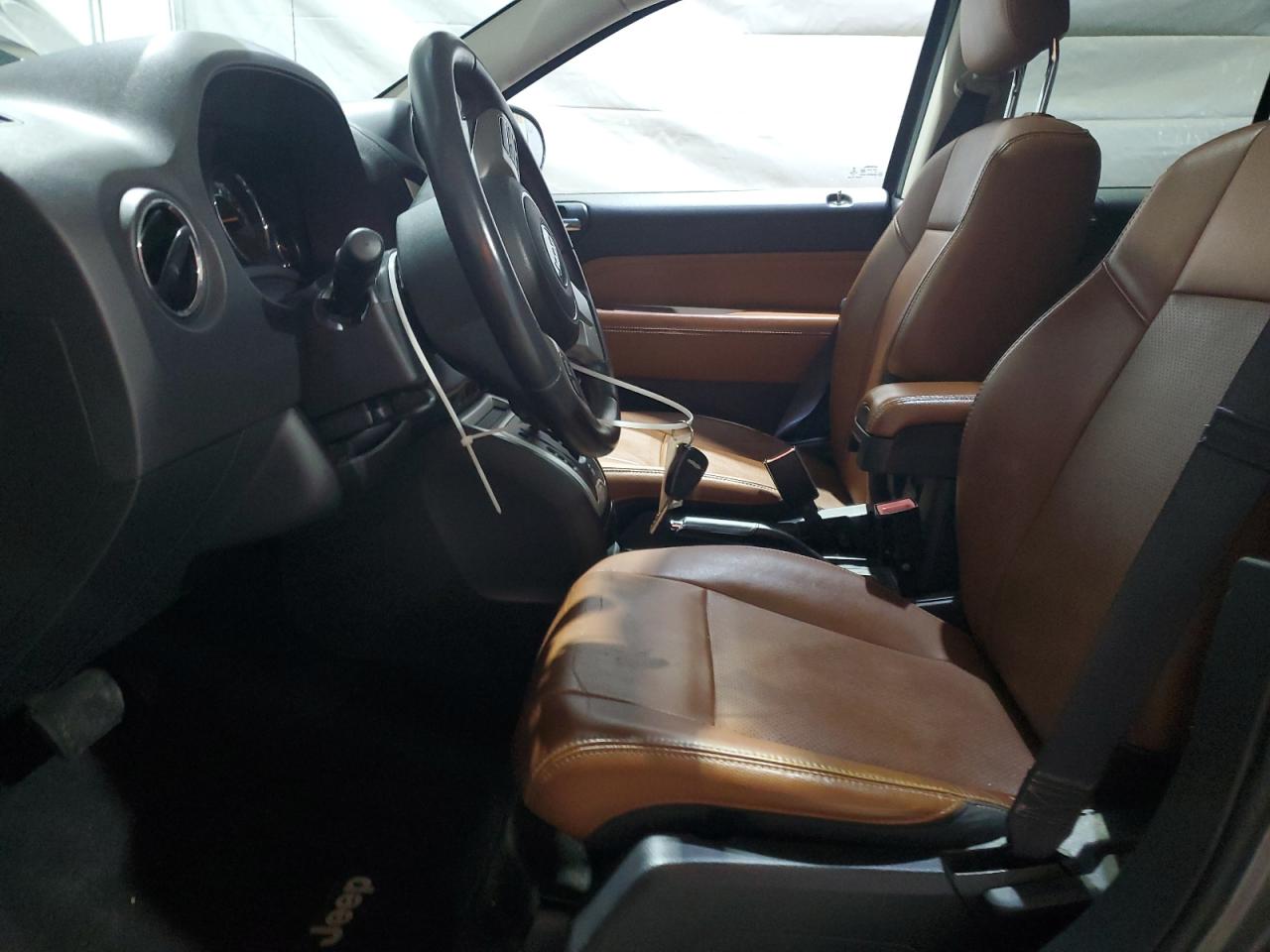 Jeep Compass Limited Image 10