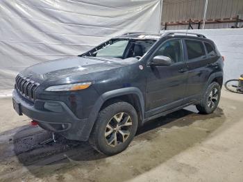  Salvage Jeep Cherokee