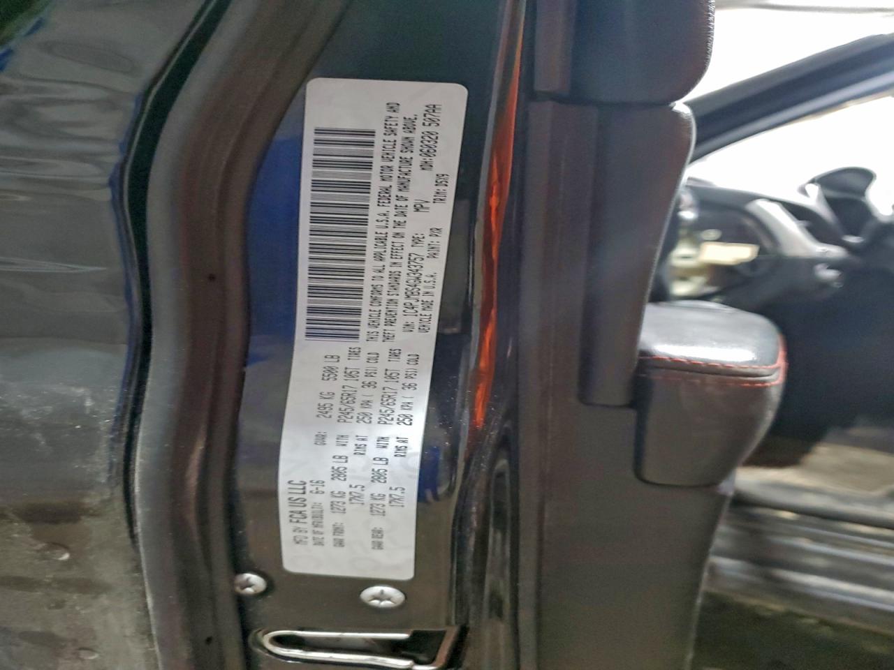 Jeep Cherokee Trailhawk Image 12