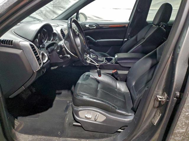 Porsche Cayenne Image 7