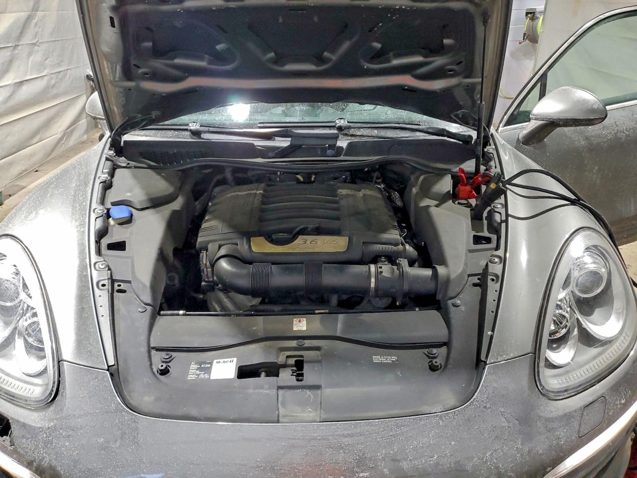 Porsche Cayenne Image 11