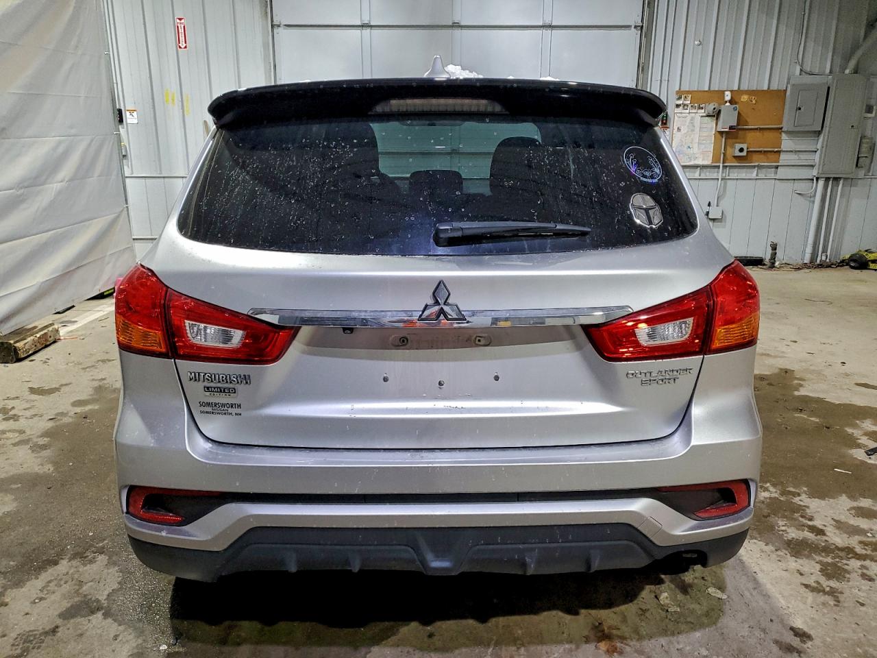 Mitsubishi Outlander Es Image 8