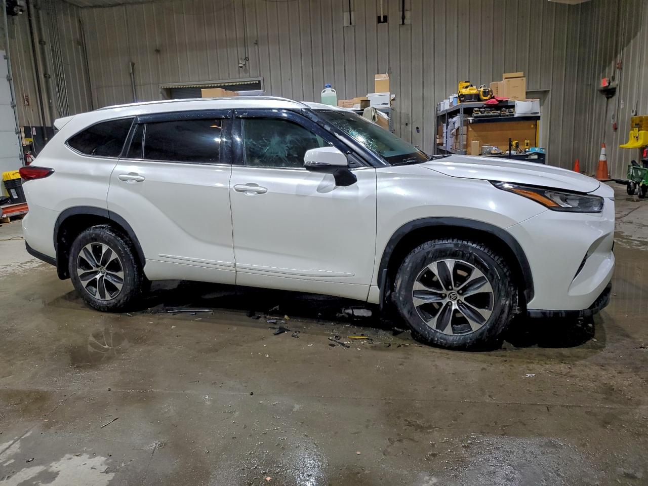 Toyota Highlander Xle Image 3