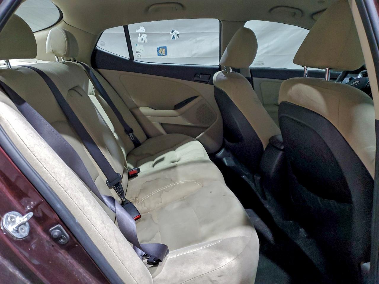 Kia Optima Lx Image 9