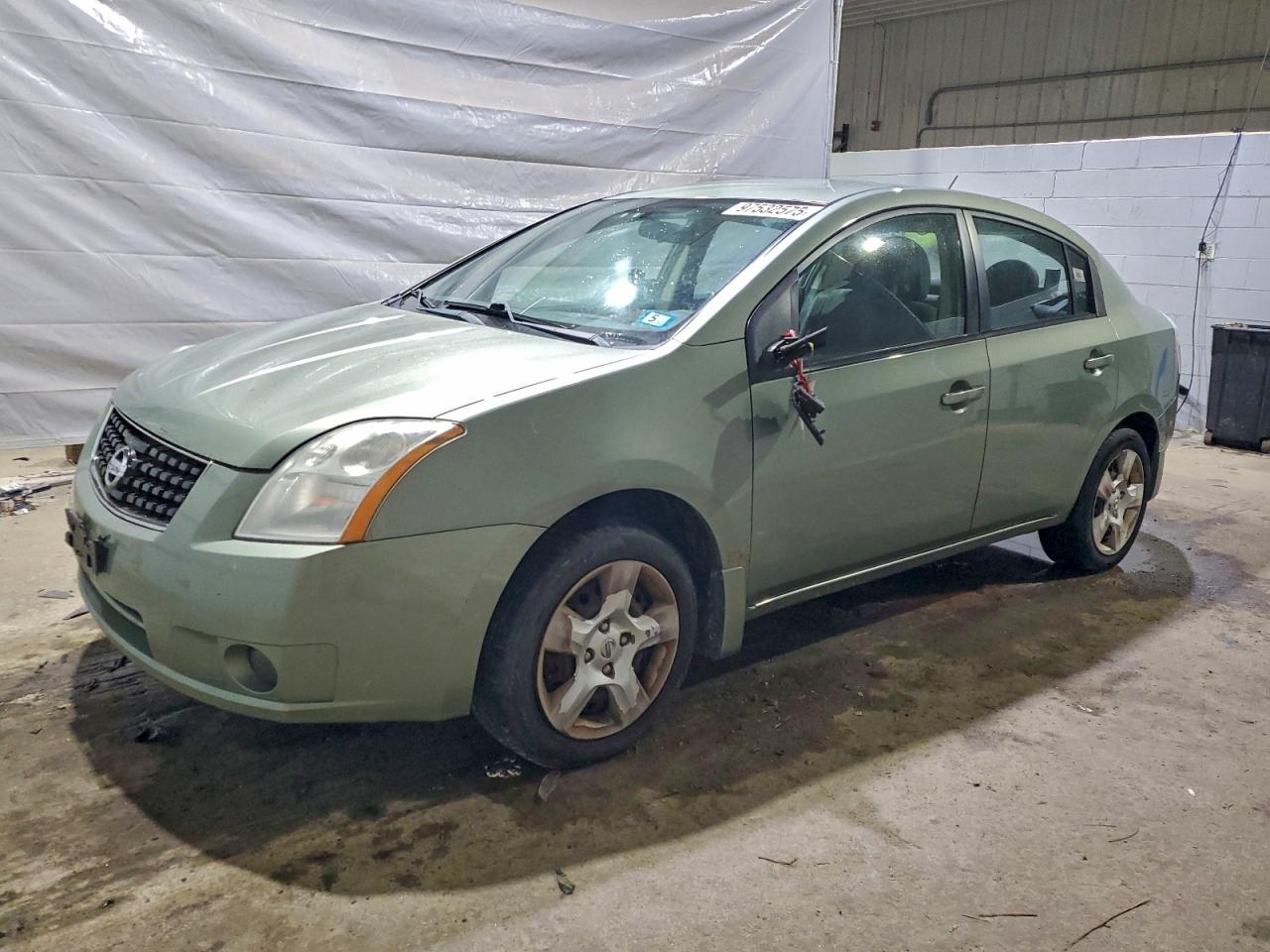 Nissan Sentra 2.0 Image 1