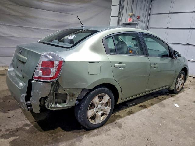 Nissan Sentra 2.0 Image 2