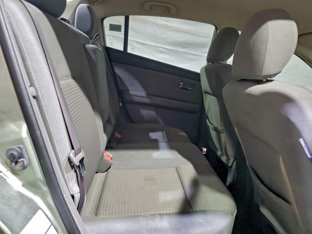 Nissan Sentra 2.0 Image 10