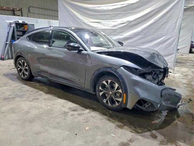 Ford Mustang Premium Image 8