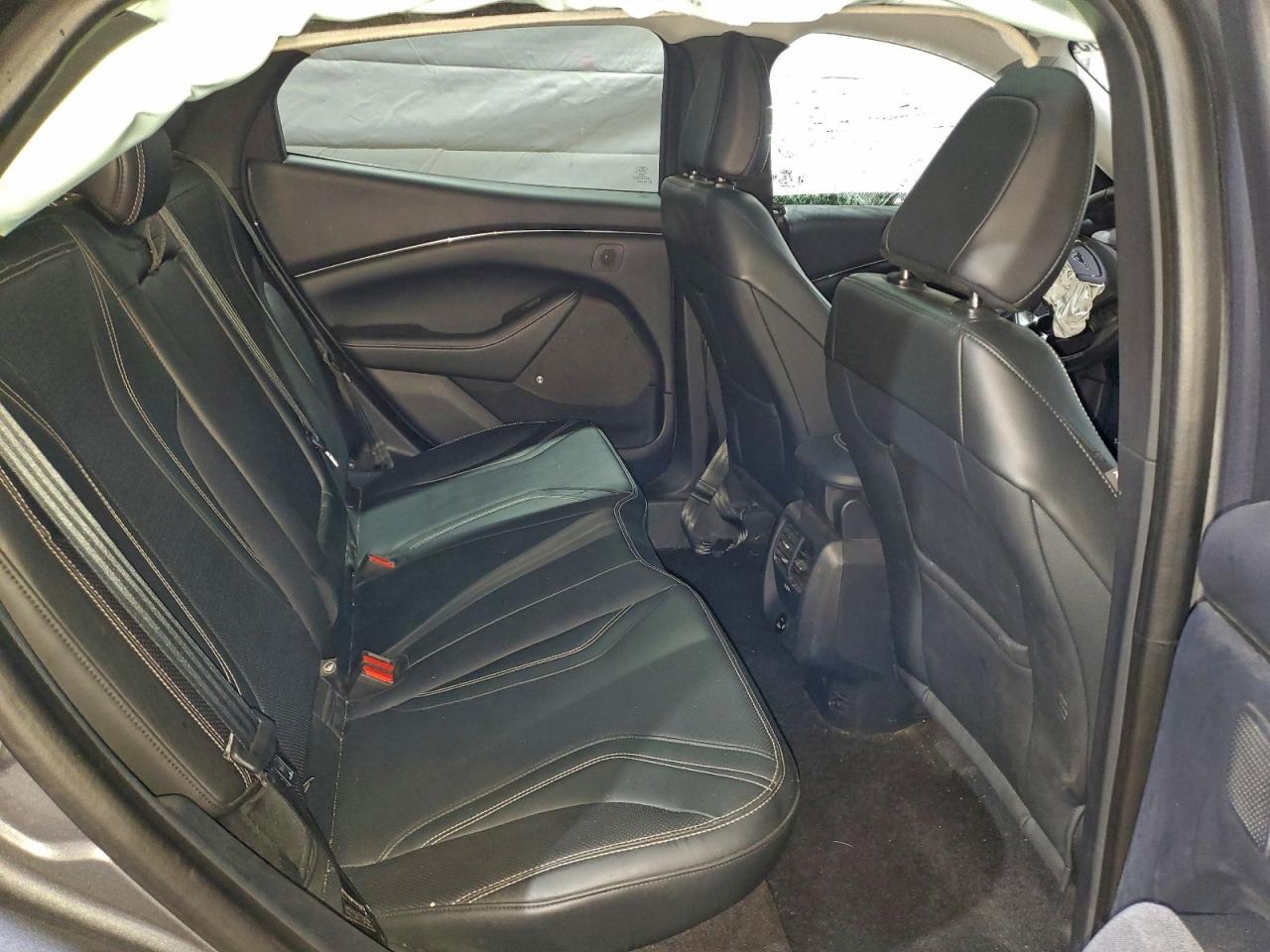 Ford Mustang Premium Image 6