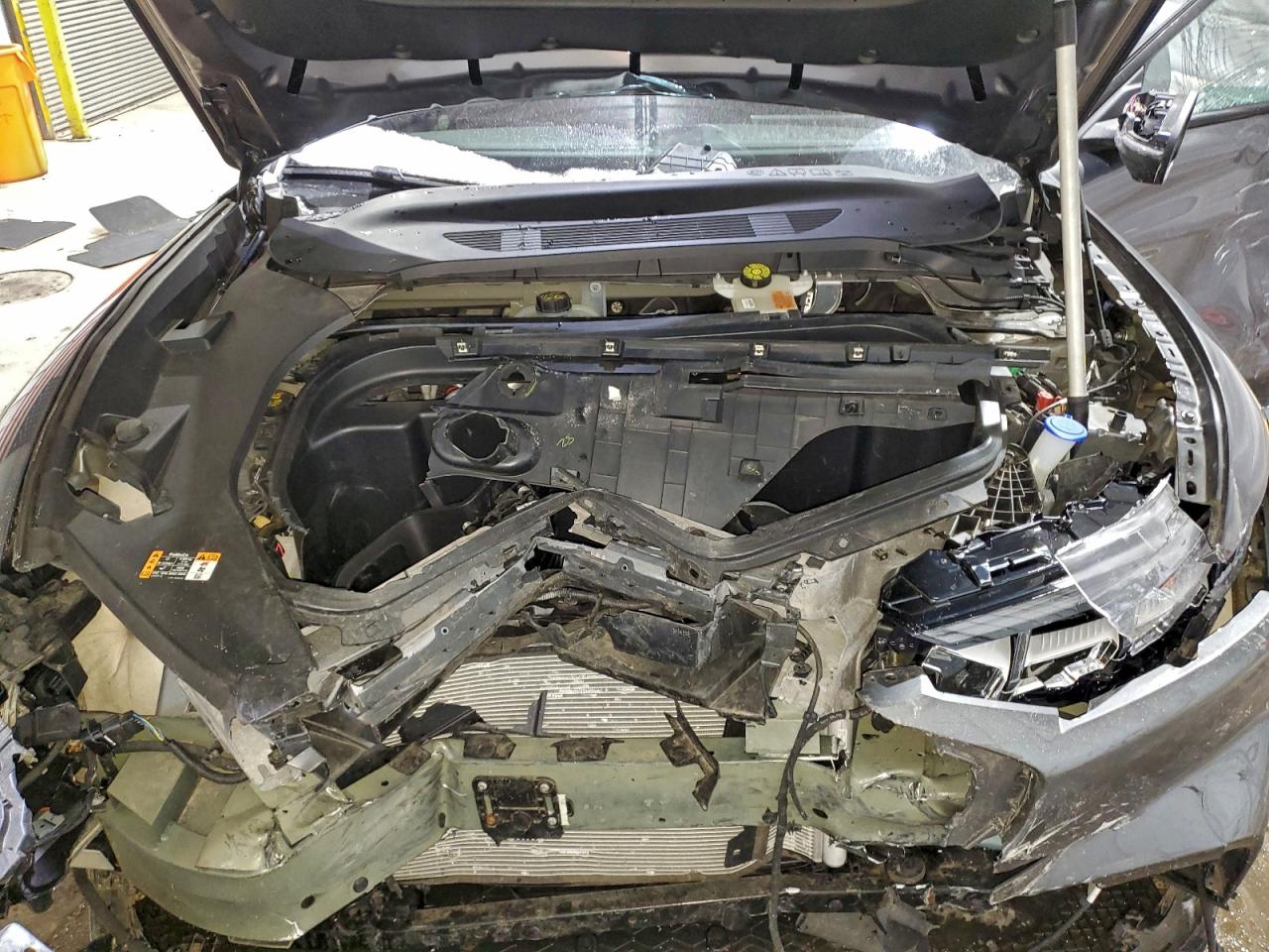 Ford Mustang Premium Image 12