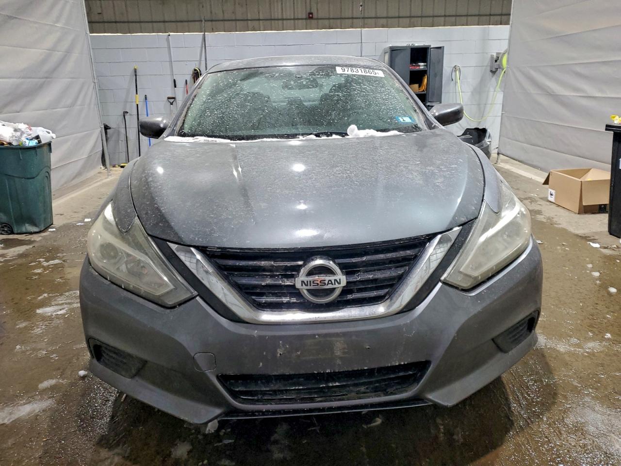 Nissan Altima 2.5 Image 12