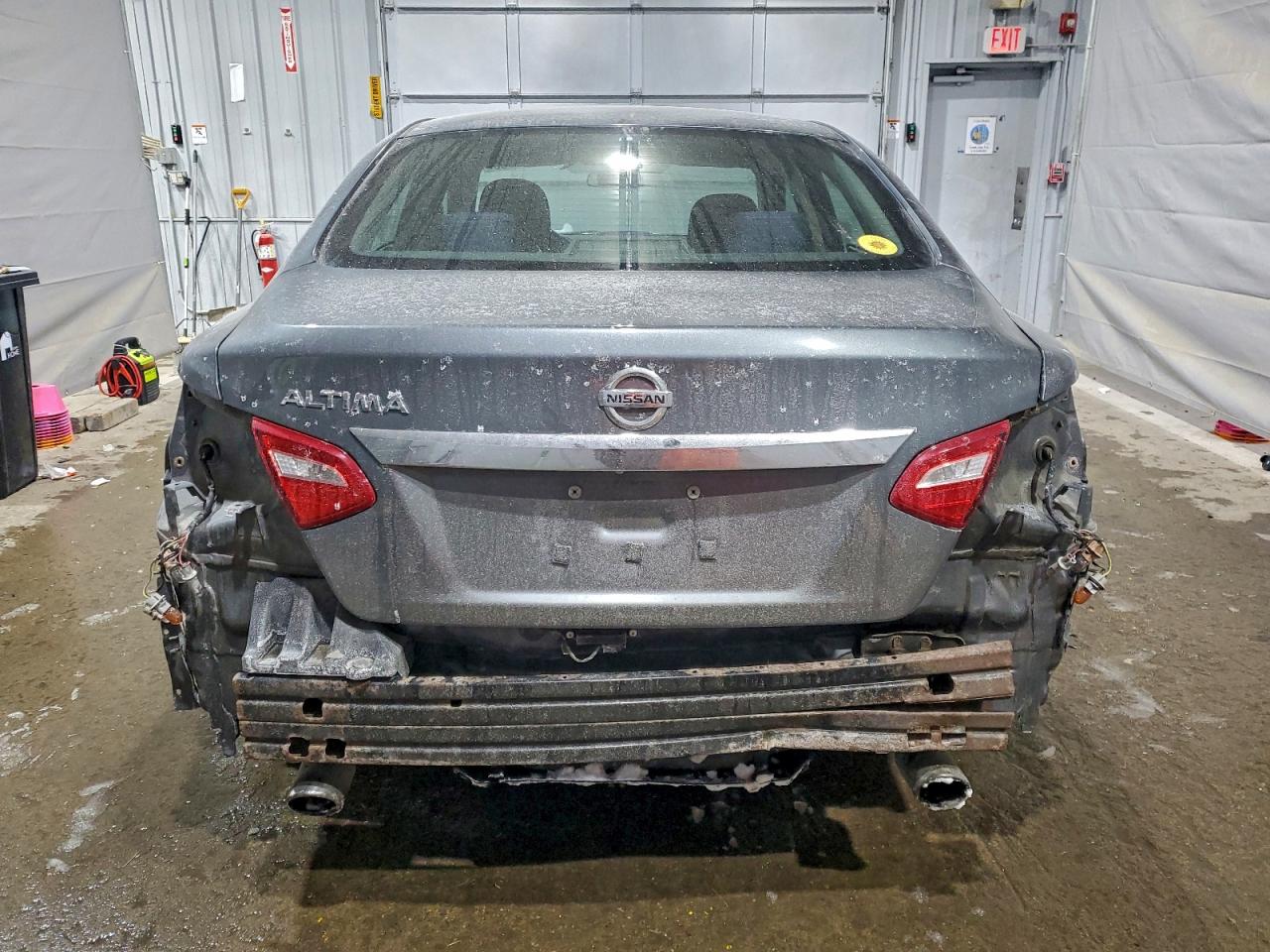 Nissan Altima 2.5 Image 4