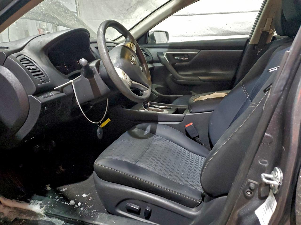 Nissan Altima 2.5 Image 5