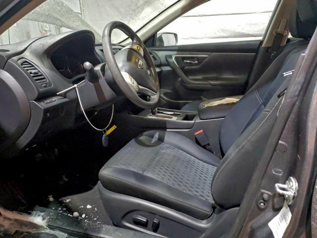 Nissan Altima 2.5 Image 5