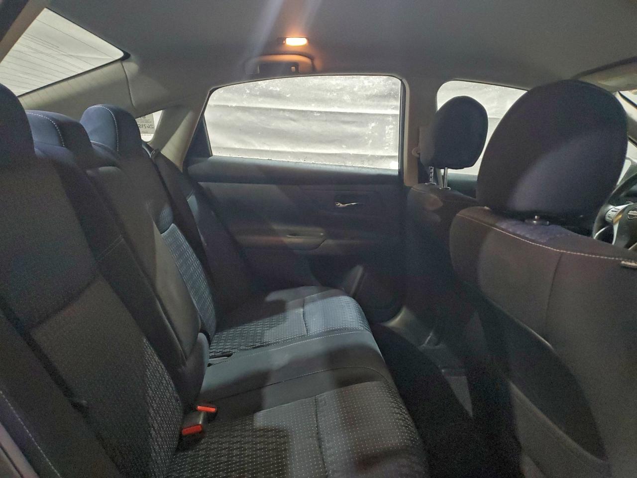 Nissan Altima 2.5 Image 10