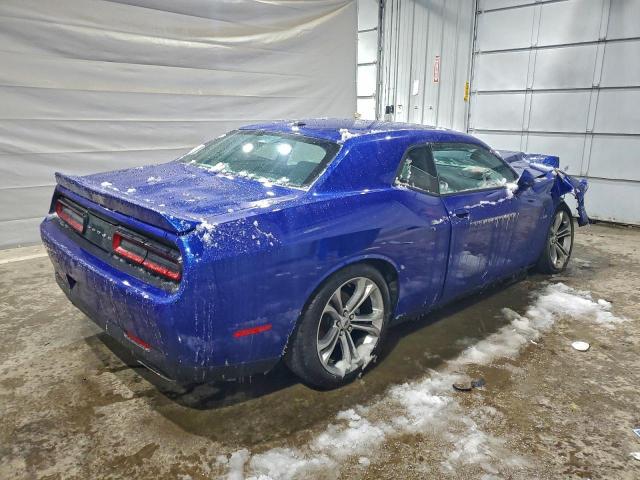 Dodge Challenger R/t Image 2