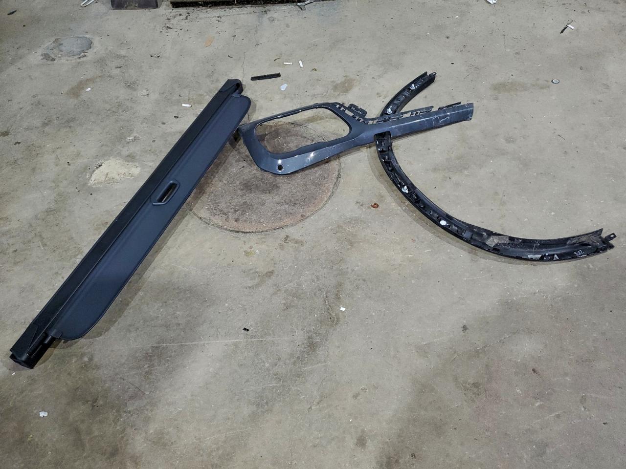 BMW X Series M60i Image 10