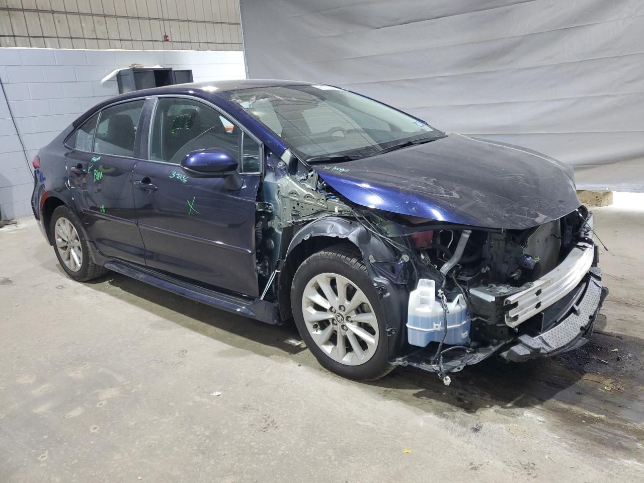 Toyota Corolla Le Image 10