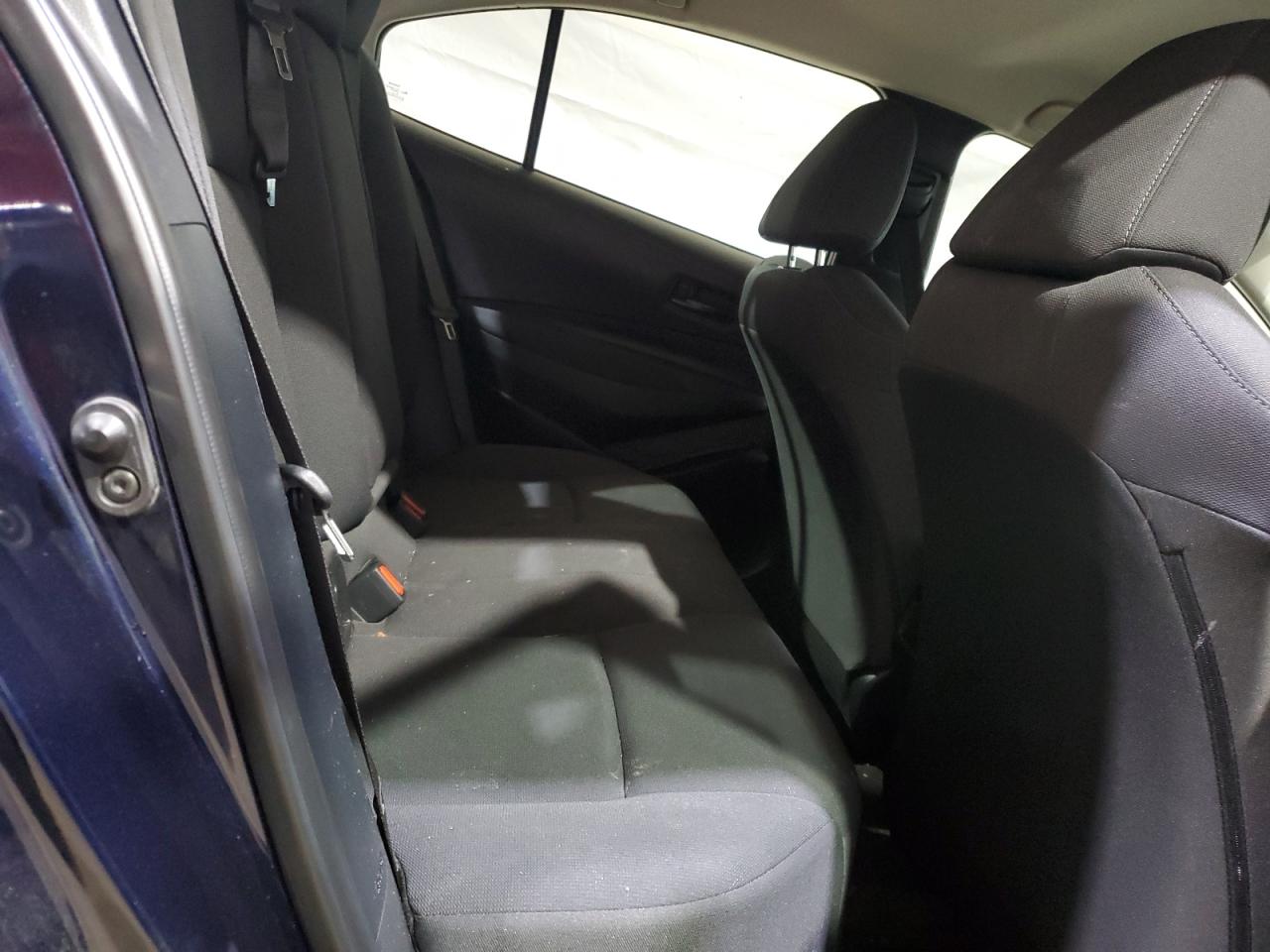 Toyota Corolla Le Image 7