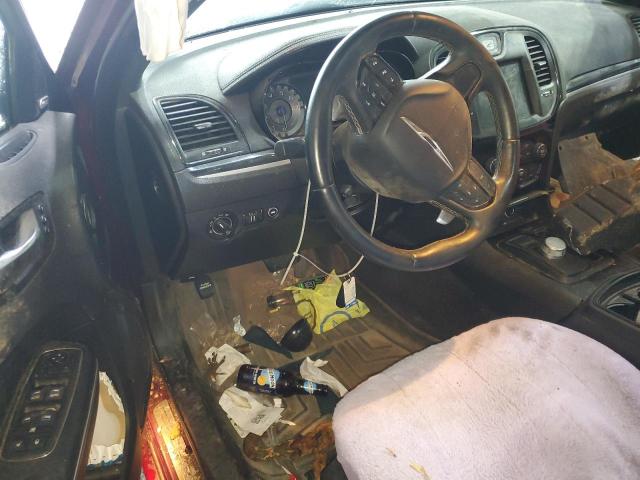 Chrysler 300 S Image 2