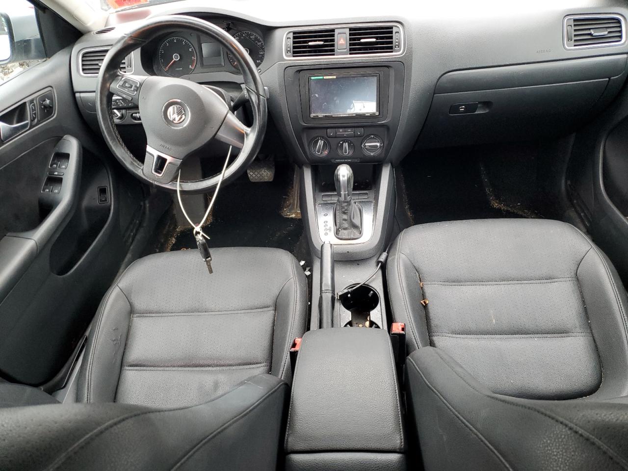 Volkswagen Jetta Se Image 5