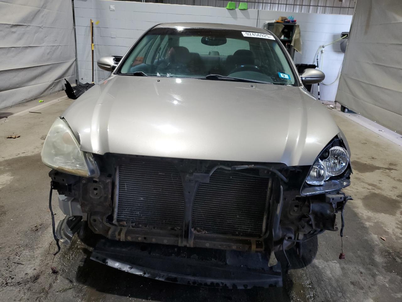 Nissan Altima Base Image 5