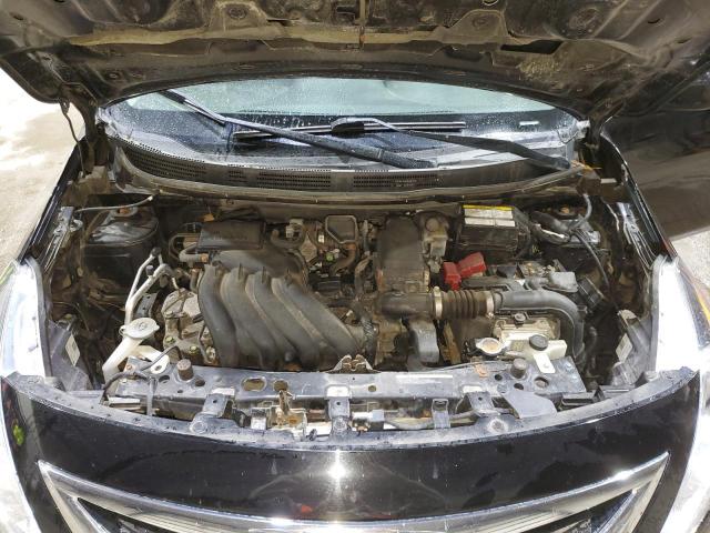 Nissan Versa S Image 8