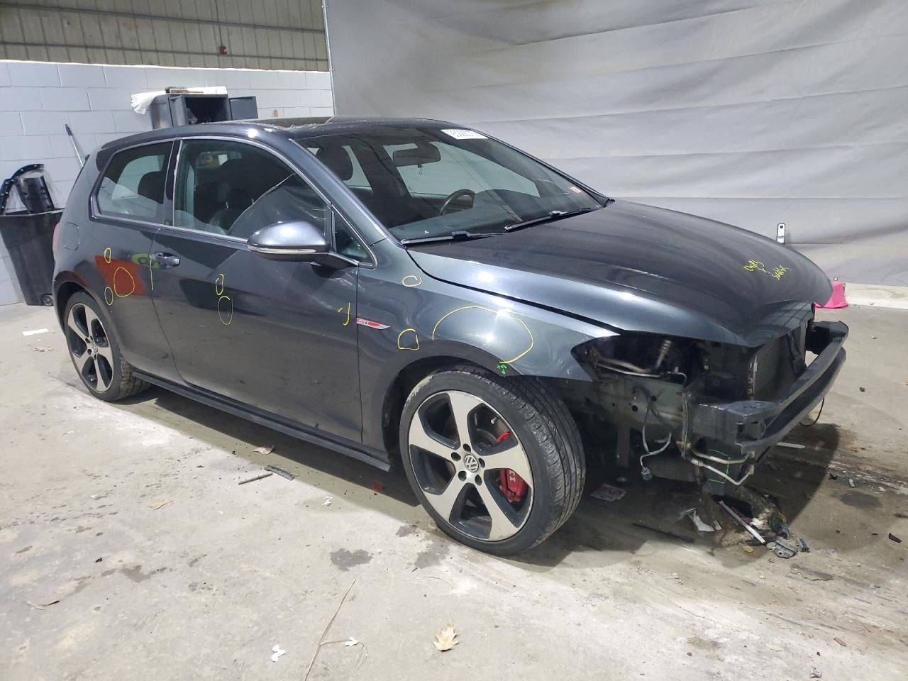 Volkswagen GTI Image 7