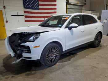  Salvage Porsche Cayenne