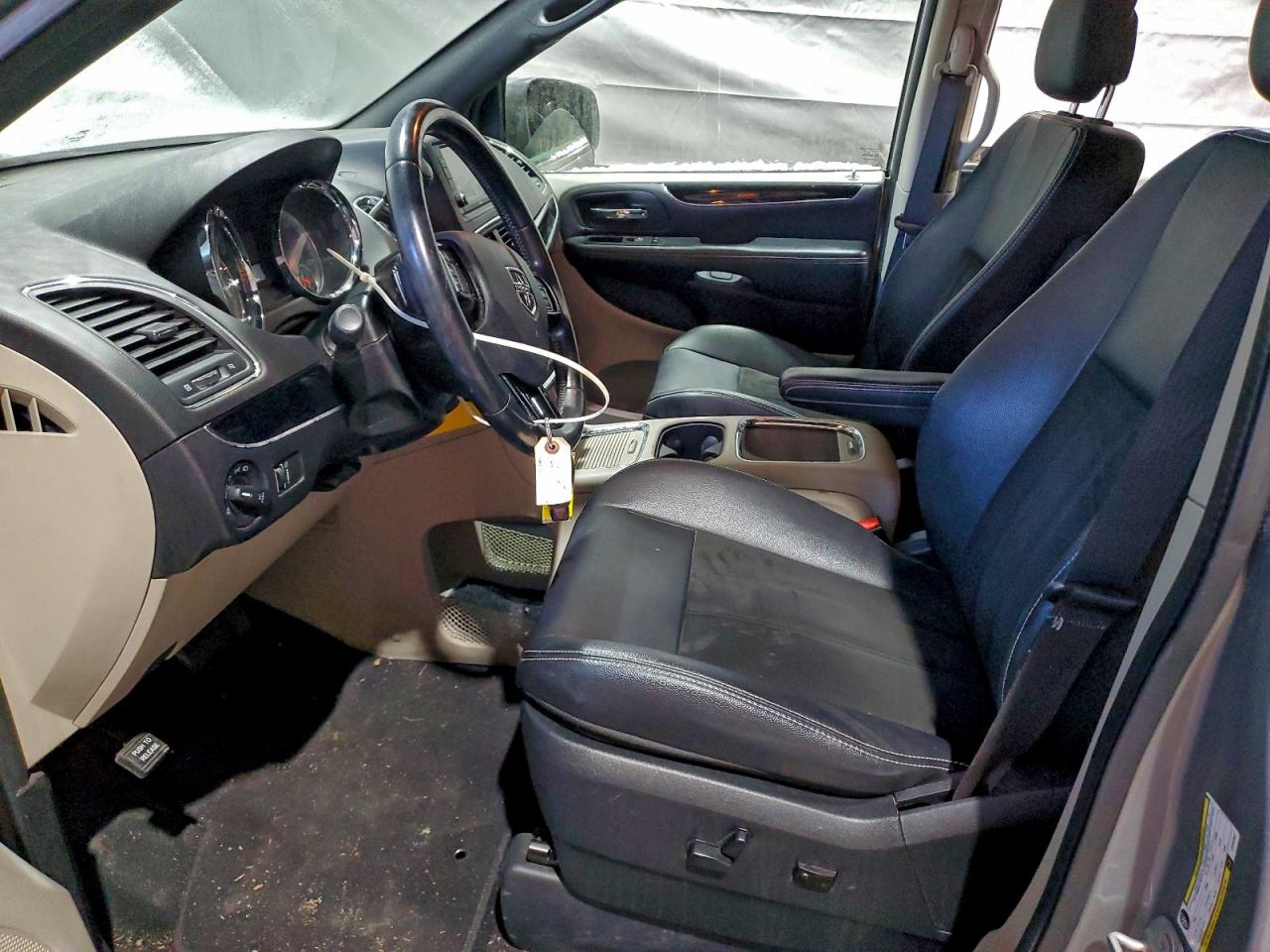 Dodge Caravan Sxt Image 4
