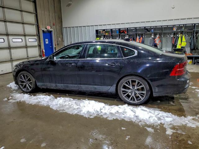 Volvo S90 T5 Momentum Image 3