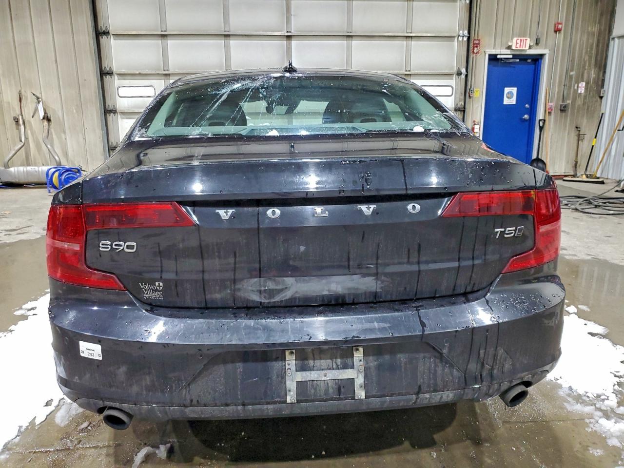 Volvo S90 T5 Momentum Image 4