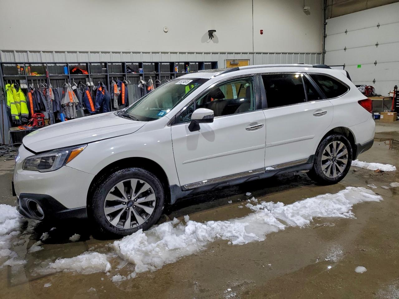 Subaru Outback Touring Image 1