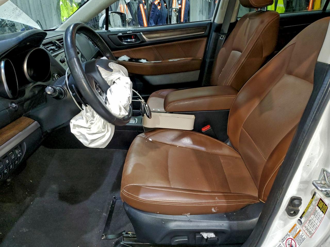 Subaru Outback Touring Image 8