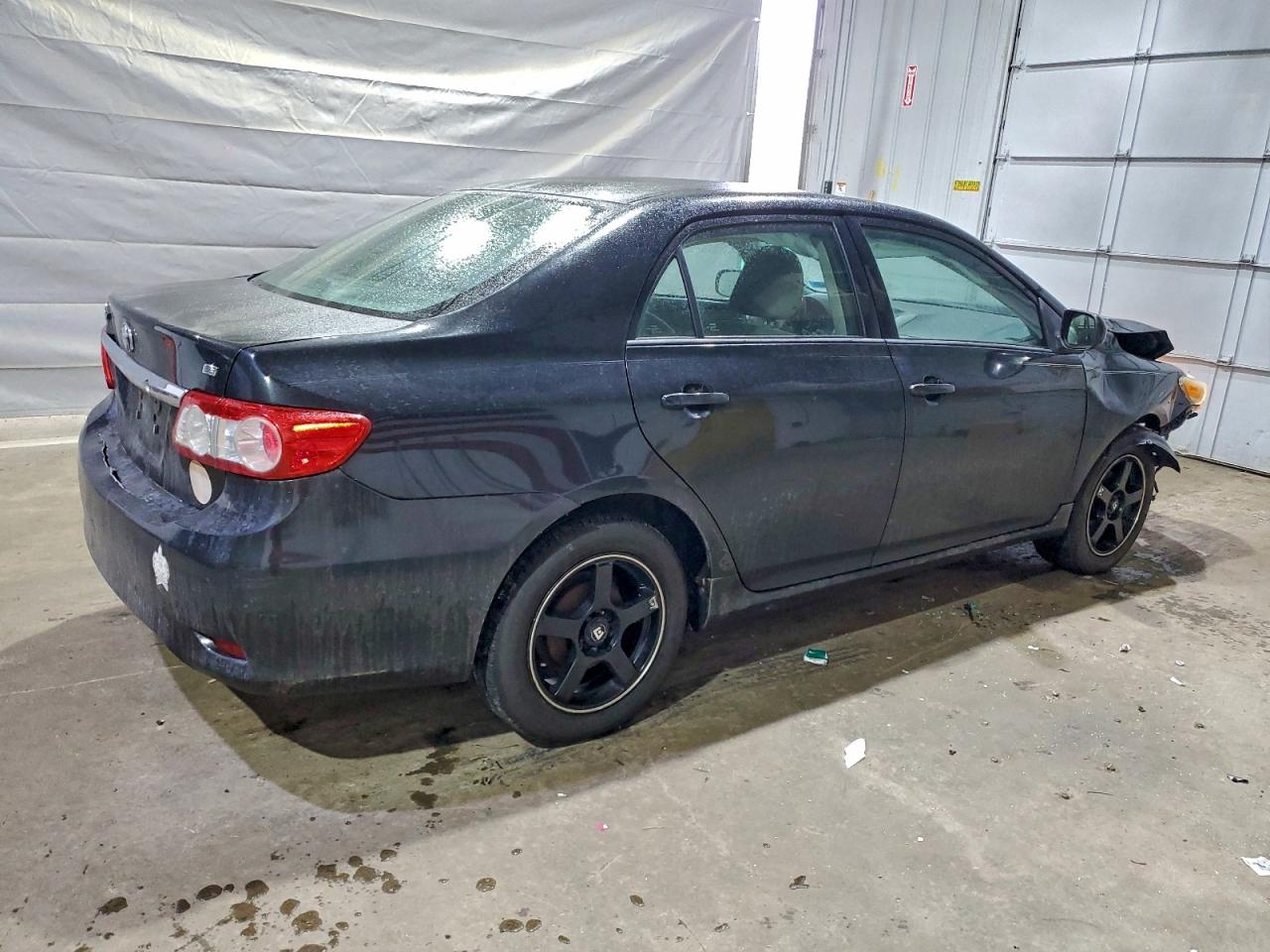 Toyota Corolla Base Image 5