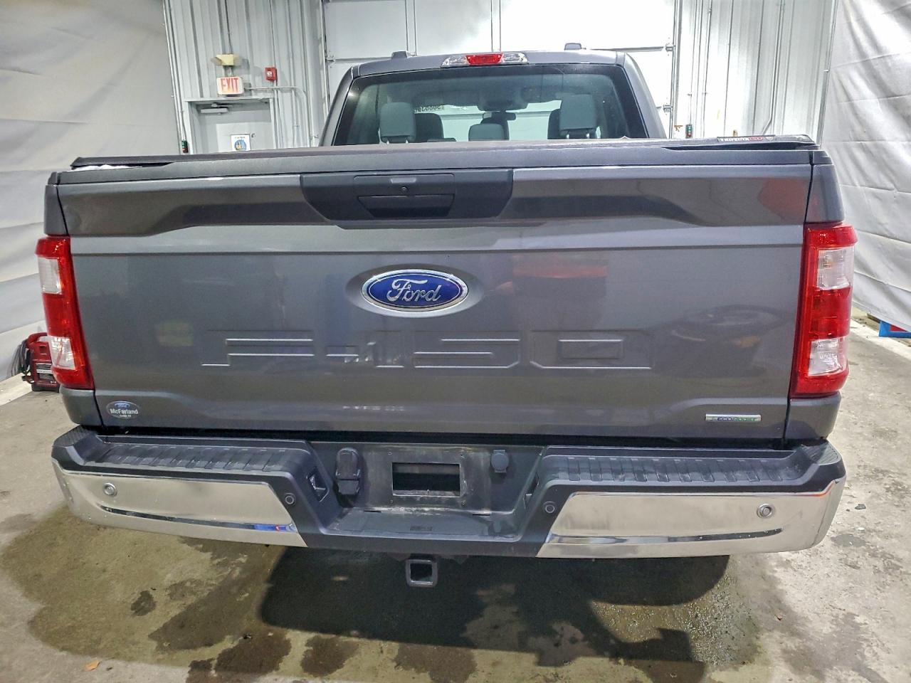 Ford F-150 Super Cab Image 6