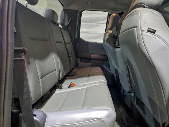 Ford F-150 Super Cab Image 11