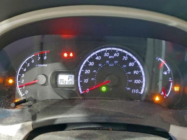 Toyota Sienna Le Image 9