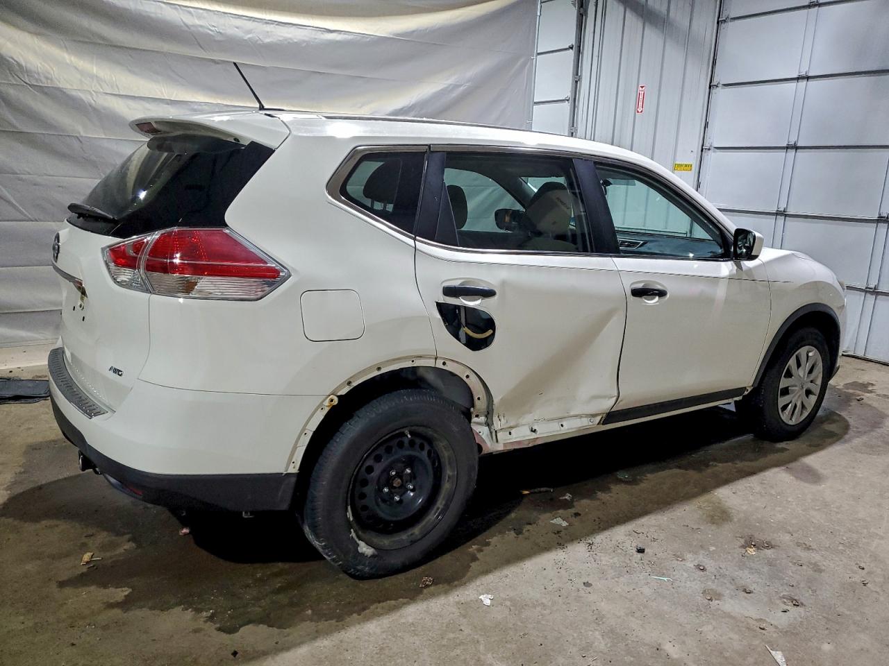 Nissan Rogue S Image 3