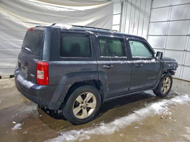 Jeep Patriot Latitude Image 9