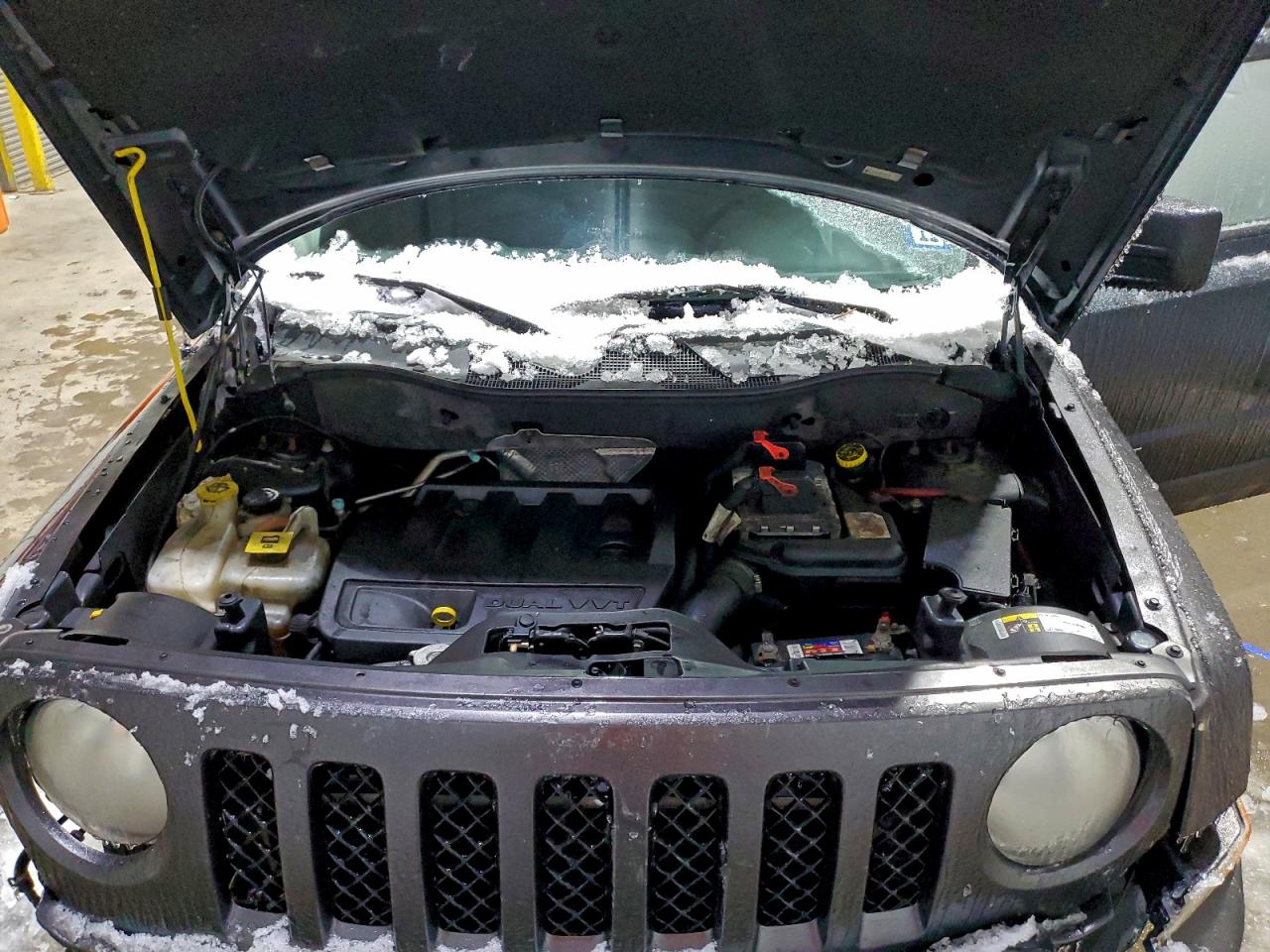 Jeep Patriot Latitude Image 12