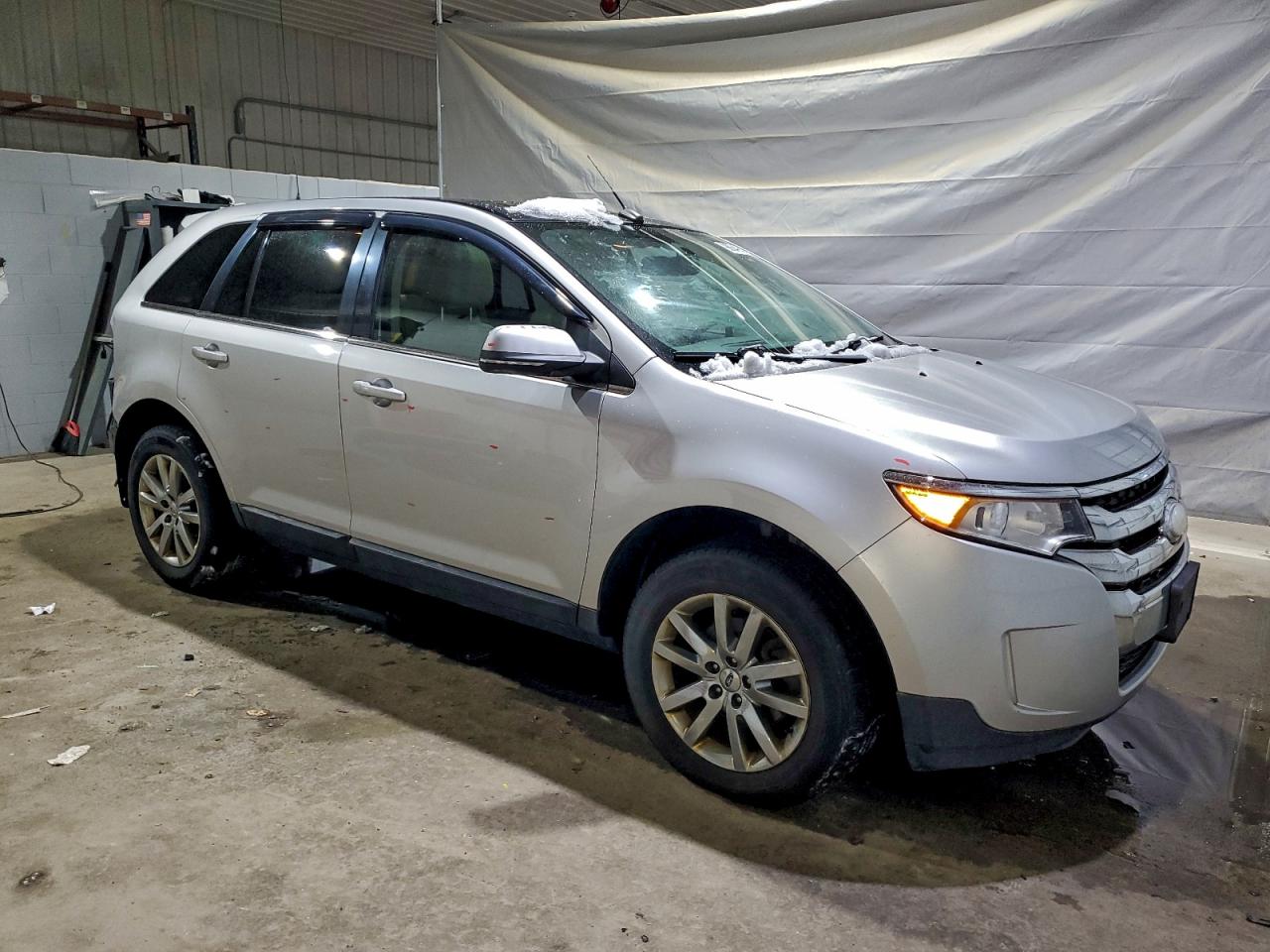 Ford Edge Limited Image 3
