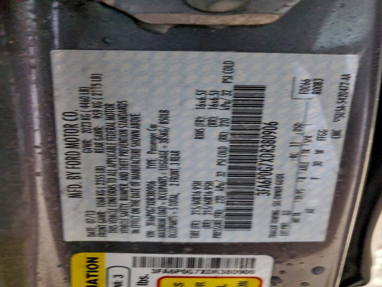 Ford Fusion S Image 10