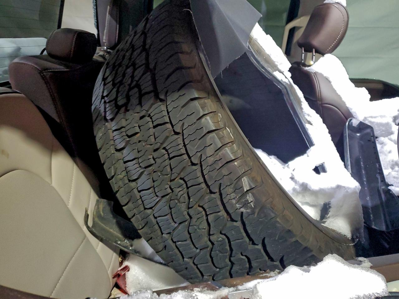 Ford F-150 Supercrew Image 11