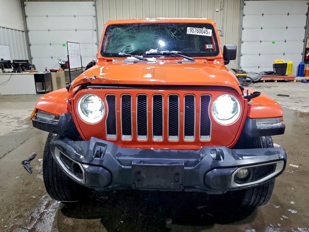 Jeep Wrangler Sahara Image 3