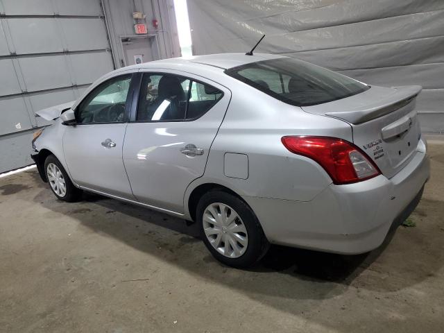 Nissan Versa S Image 6