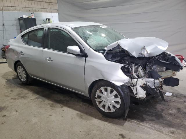 Nissan Versa S Image 3